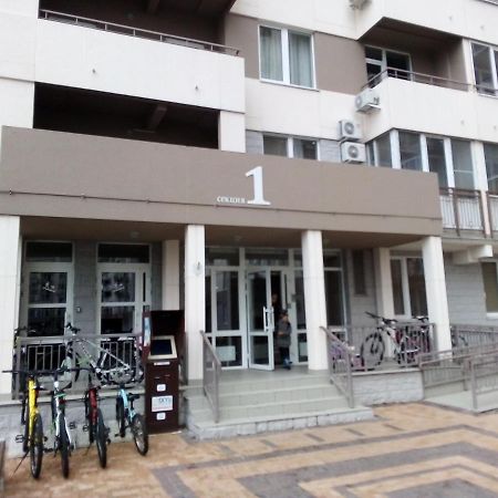 Квартира В Альтаире 2/Apartment For Rent In A Residential Complex Altair 2 敖德萨 外观 照片
