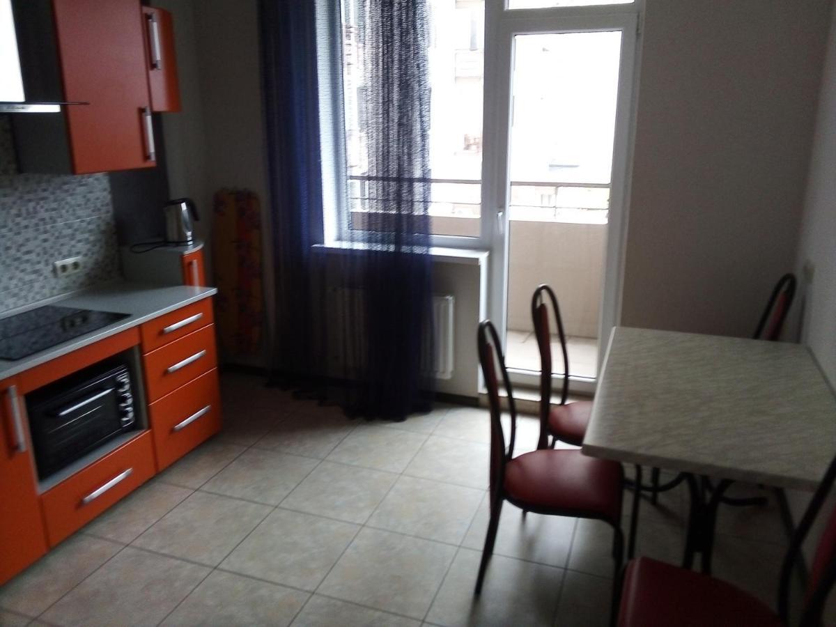 Квартира В Альтаире 2/Apartment For Rent In A Residential Complex Altair 2 敖德萨 外观 照片