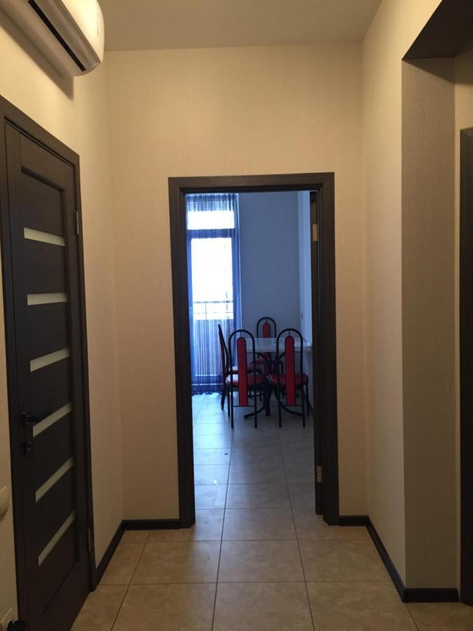 Квартира В Альтаире 2/Apartment For Rent In A Residential Complex Altair 2 敖德萨 外观 照片